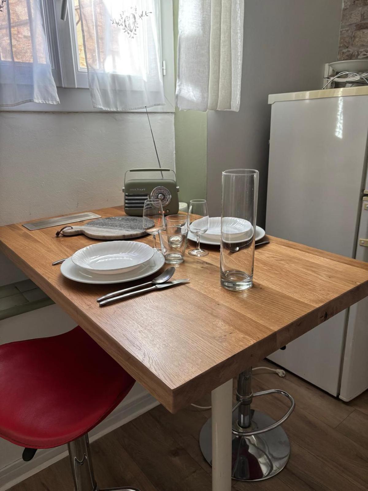 Appartement Central Des Terres Chaudes Proche Bord De Mer 멍똥 외부 사진
